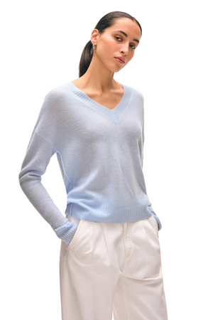 Cashmere Featherweight Vneck