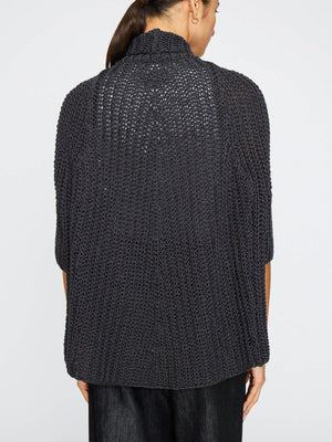 Fida Shrug