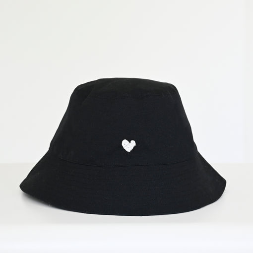 Bucket Hat Heart