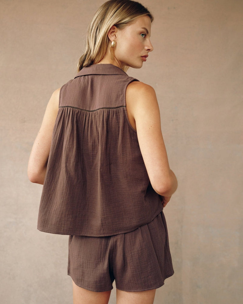 Sleeveless Ladder Trim Shirt